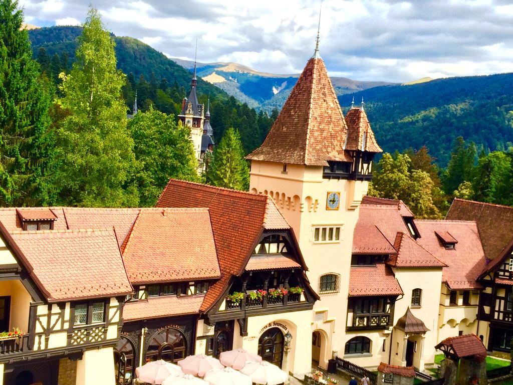 Complex La Tunuri - Vila Economat Sinaia Esterno foto